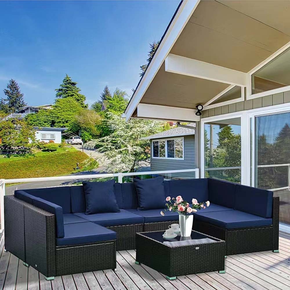 Belleze's Patio Furniture
