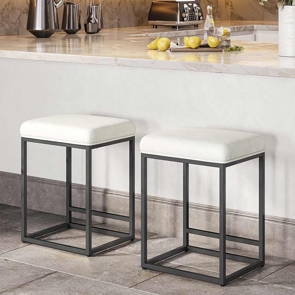 24" Bar Stools (2)