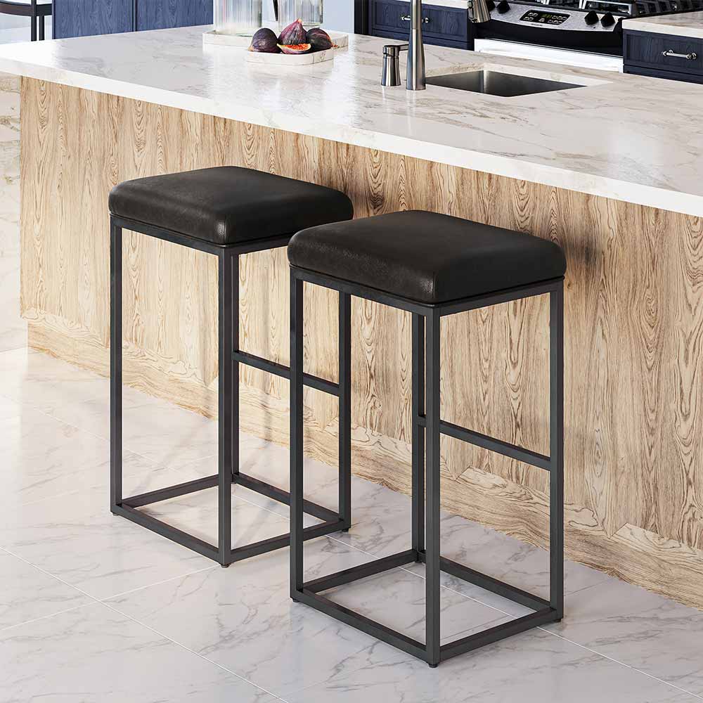 30 Bar Stools 2