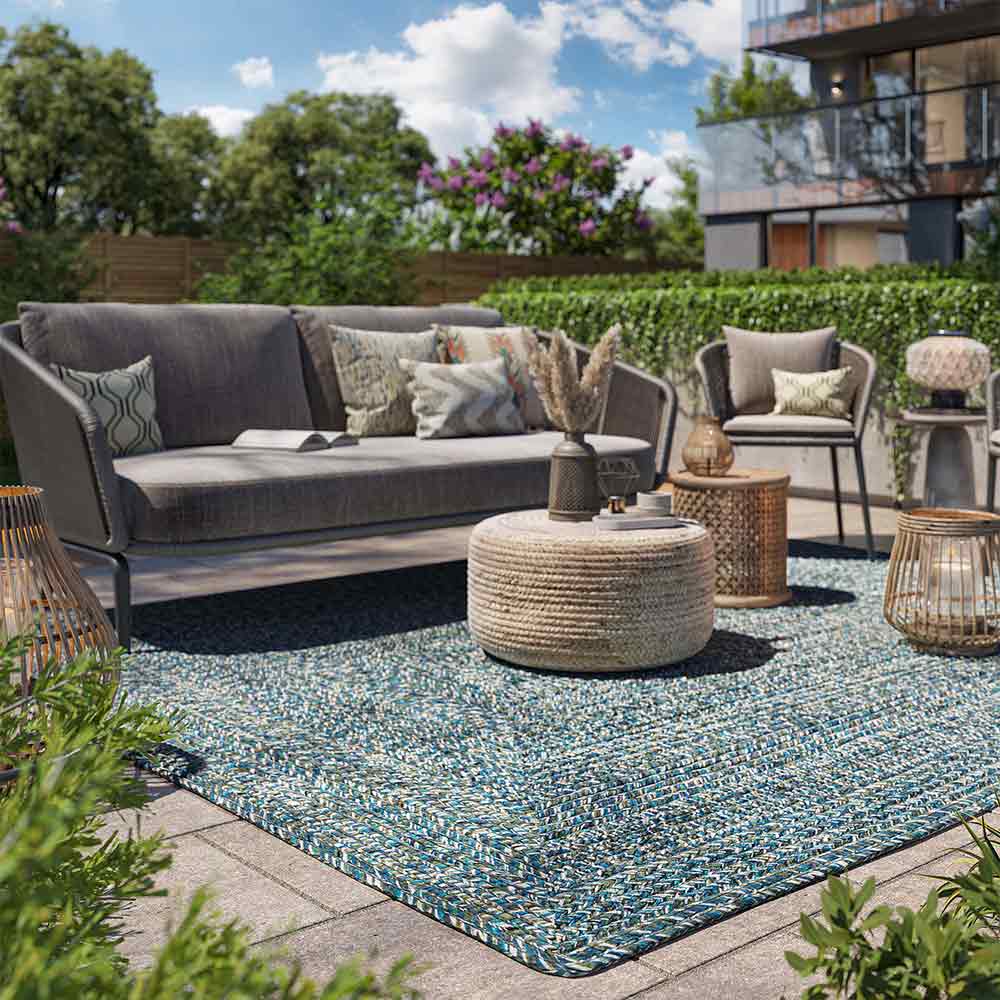 Braided Indoor/Outdoor Area Rug