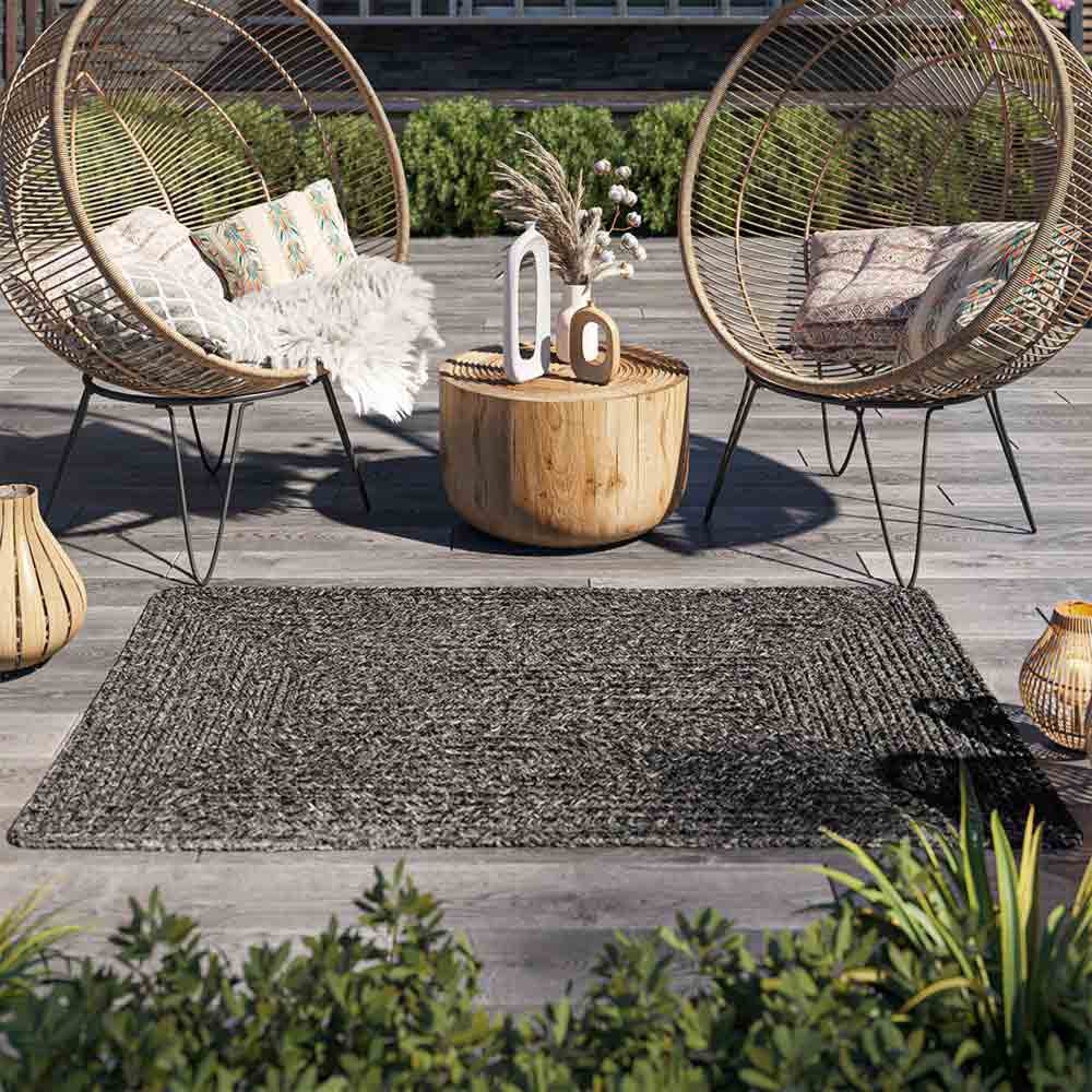 Braided Indoor/Outdoor Area Rug
