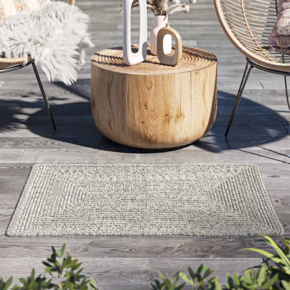 Braided Indoor/Outdoor Area Rug, 8'x10', 5'x8', 4'x6', 3'x5', 2'x3'