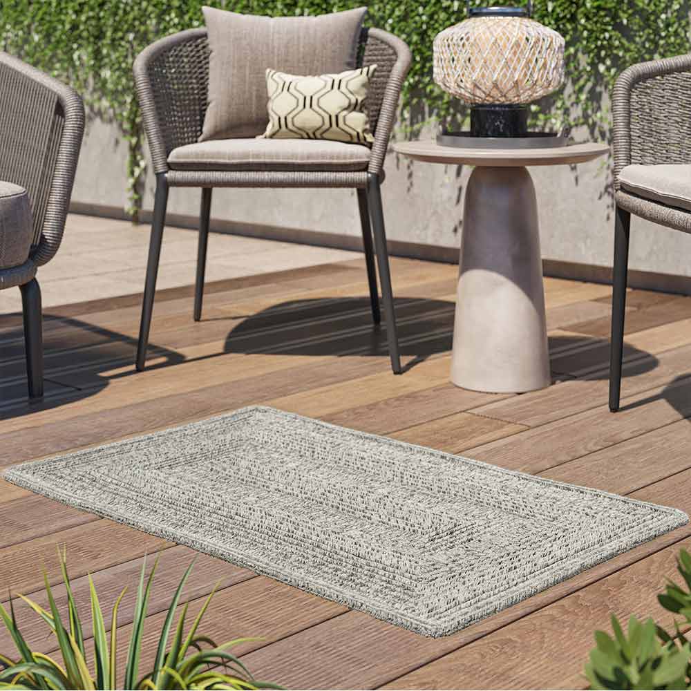 Braided Indoor/Outdoor Area Rug
